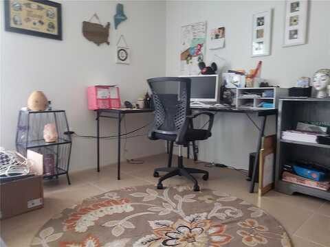 Sonja, DAVENPORT, FL 33897