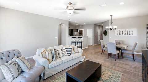 Woolstone, EL PASO, TX 79928