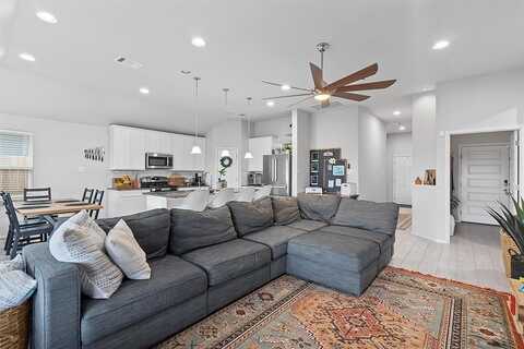 Lyndon, SAN MARCOS, TX 78666