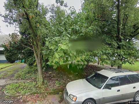 Russet, PORTLAND, OR 97217