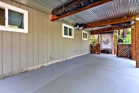 Madrona, BOULDER CREEK, CA 95006