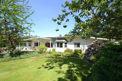 142Nd, LAKE STEVENS, WA 98258