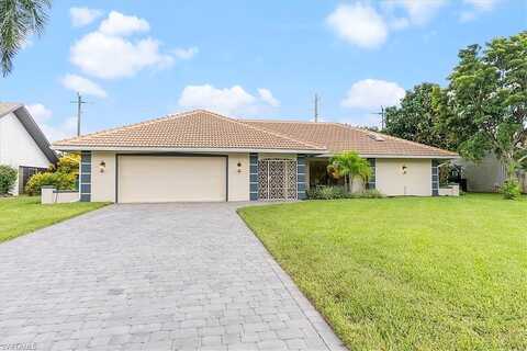 Kings Lake, NAPLES, FL 34112