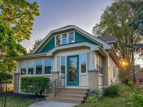 11Th, WEST BEND, WI 53095