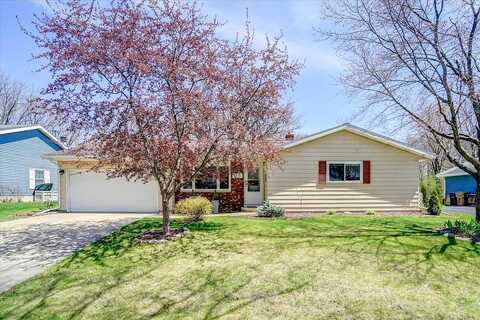 Paso Roble, MADISON, WI 53716