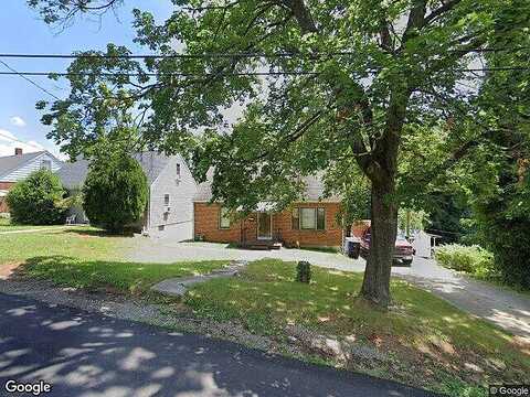 12Th, ROANOKE, VA 24017