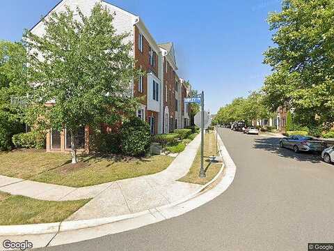 Smallwood, CHANTILLY, VA 20152