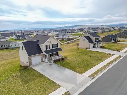 Sunset Springs, BROADWAY, VA 22815