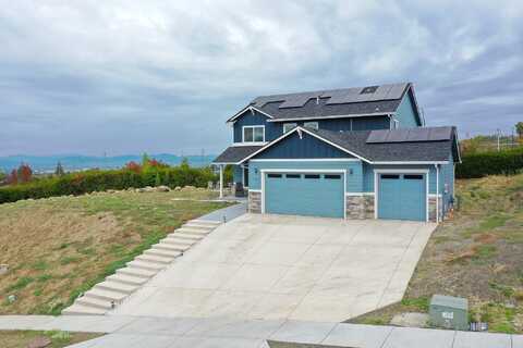 Camina, MEDFORD, OR 97504