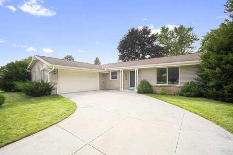 Cottonwood, WAUKESHA, WI 53189