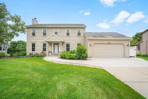 North, NEW BERLIN, WI 53151