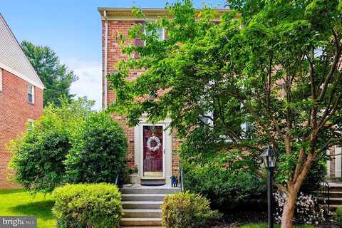 Valentino, OAKTON, VA 22124