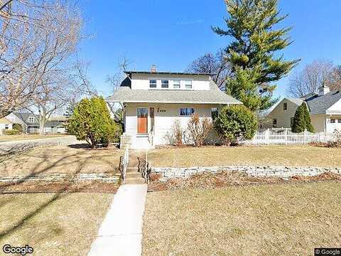 Holly, HOPKINS, MN 55343