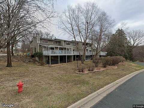 Kingslee, MINNEAPOLIS, MN 55438