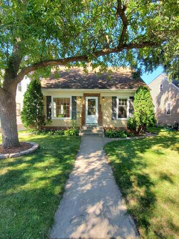 Scott, MINNEAPOLIS, MN 55422