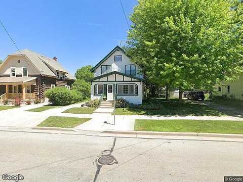 West, WAUKESHA, WI 53186