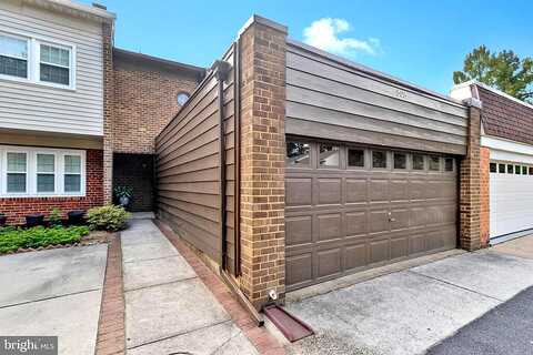 Hunter, VIENNA, VA 22180