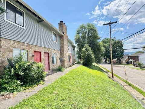 Dalewood, SALEM, VA 24153