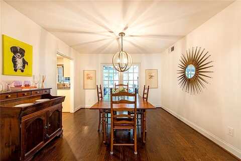 Maribeau, ATLANTA, GA 30327