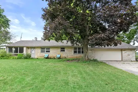 Sunny Crest, NEW BERLIN, WI 53146