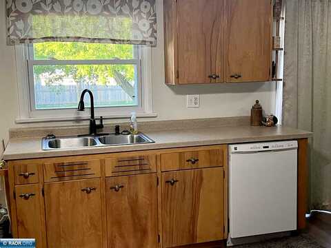 11Th, INTERNATIONAL FALLS, MN 56649