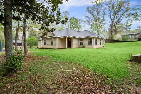 Morrison, LIVINGSTON, TX 77351