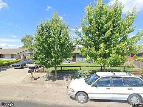 1St, CORNELIUS, OR 97113