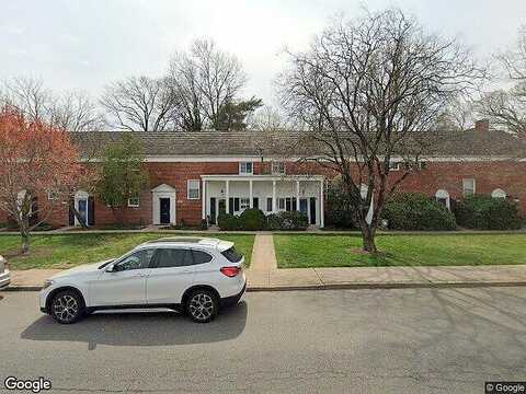 Martha Custis, ALEXANDRIA, VA 22302