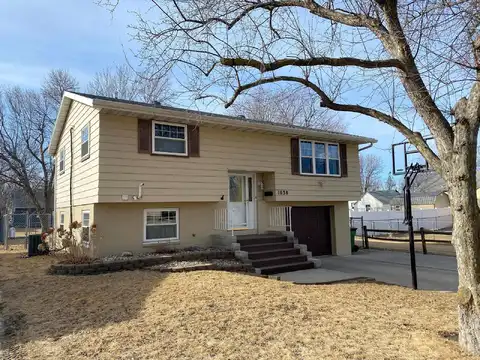 Wilbur, WORTHINGTON, MN 56187