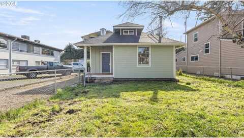 Golden, COOS BAY, OR 97420