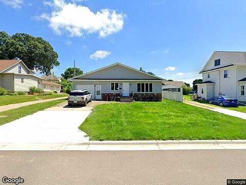 Moore, BLUE EARTH, MN 56013