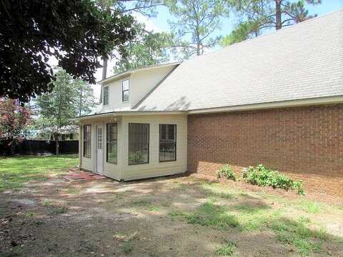 Linda, VALDOSTA, GA 31602