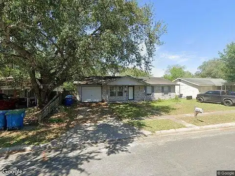 Garner, BEEVILLE, TX 78102