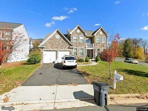 Charlesbourg, ROUND HILL, VA 20141