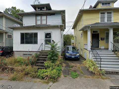 Pershing, PORTLAND, OR 97202