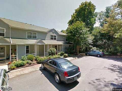 Maple View, CHARLOTTESVILLE, VA 22902