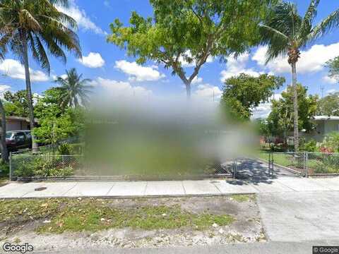 39Th, WEST PARK, FL 33023
