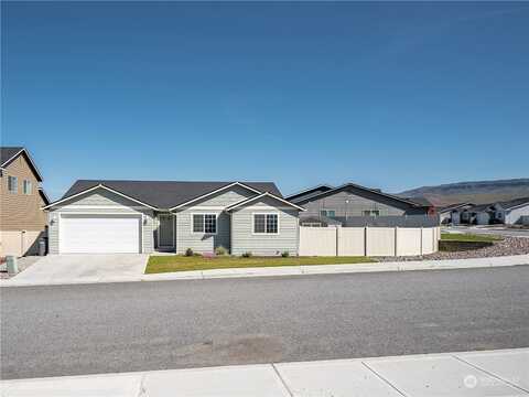 3Rd, EAST WENATCHEE, WA 98802
