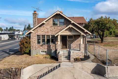 13Th, TACOMA, WA 98405