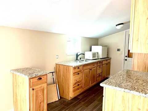 Pine Straw, HUNTINGTON, TX 75949