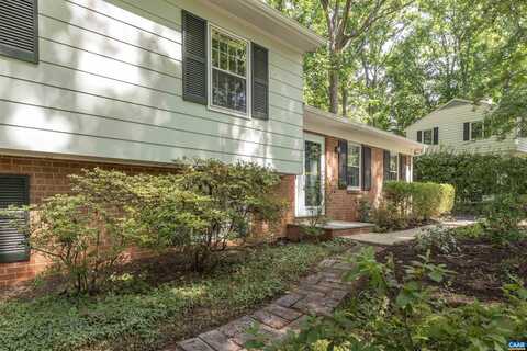 Kerry, CHARLOTTESVILLE, VA 22901