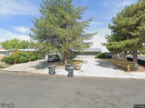 Village, MOSES LAKE, WA 98837