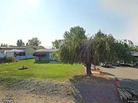 Ella, EAST WENATCHEE, WA 98802
