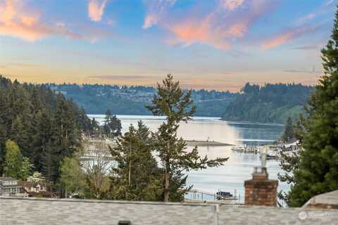 Vernhardson, GIG HARBOR, WA 98332