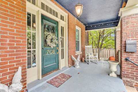 6Th, ROANOKE, VA 24016