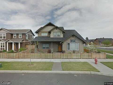 Camellia, BEND, OR 97702