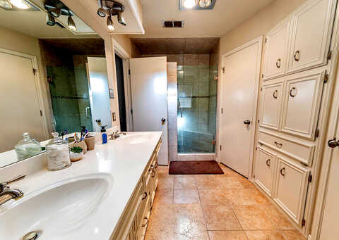 96Th, LUBBOCK, TX 79424