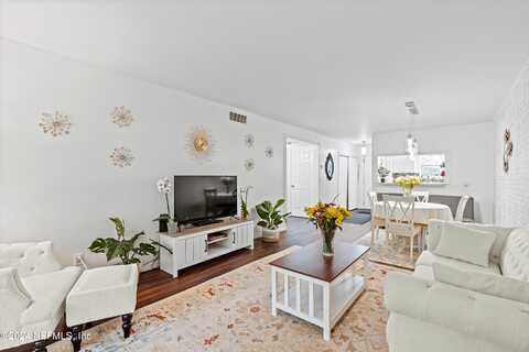 Atlantic, JACKSONVILLE, FL 32207