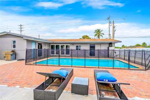 18Th, MIAMI GARDENS, FL 33056