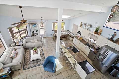Garris, HUDSON, FL 34667